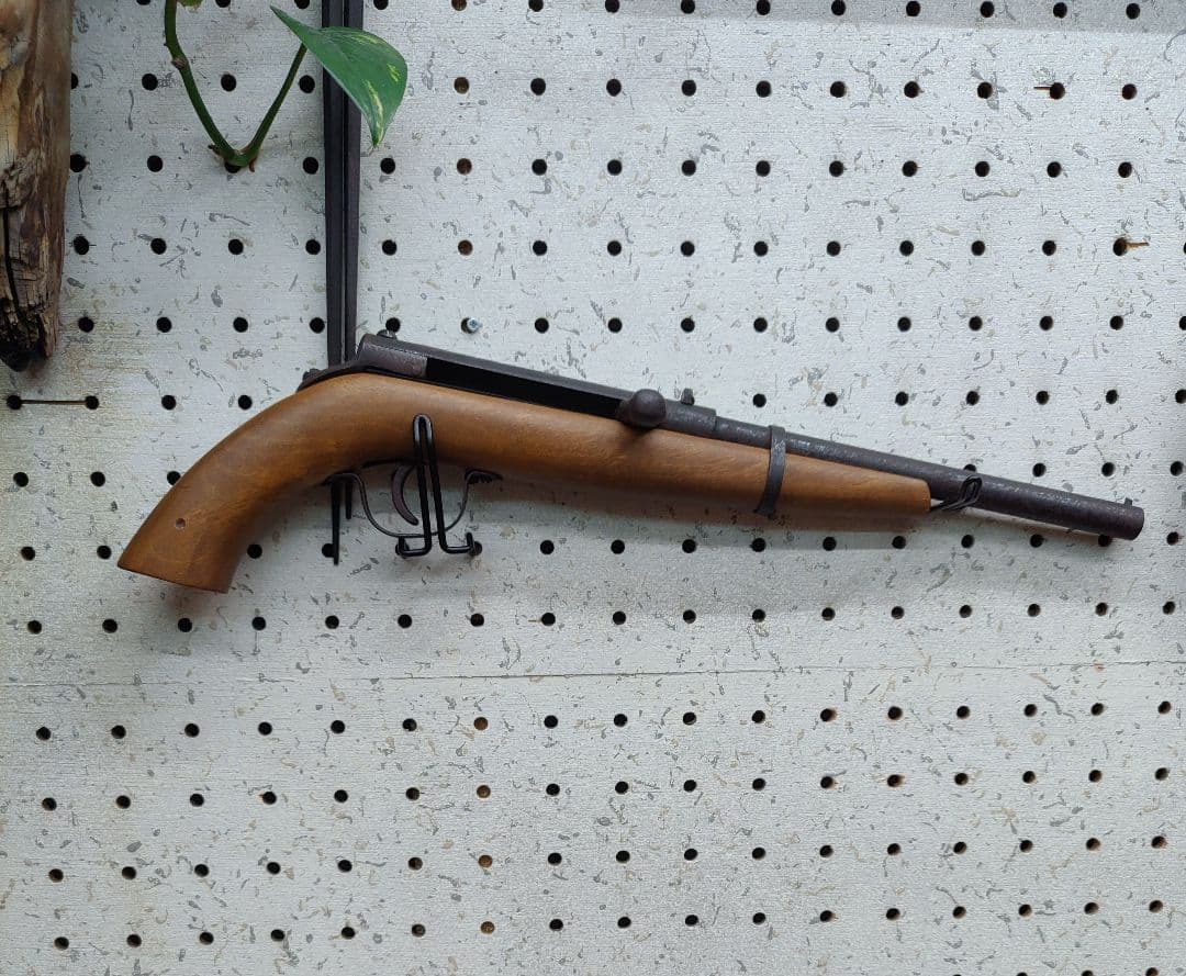 レトロな年代物のコルク短銃