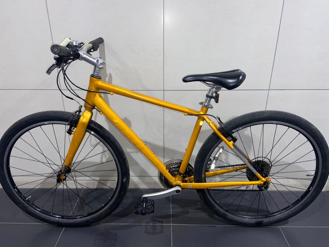 GIANT GRAVIERクロスバイク　ジャイアント　グラビエescape r3