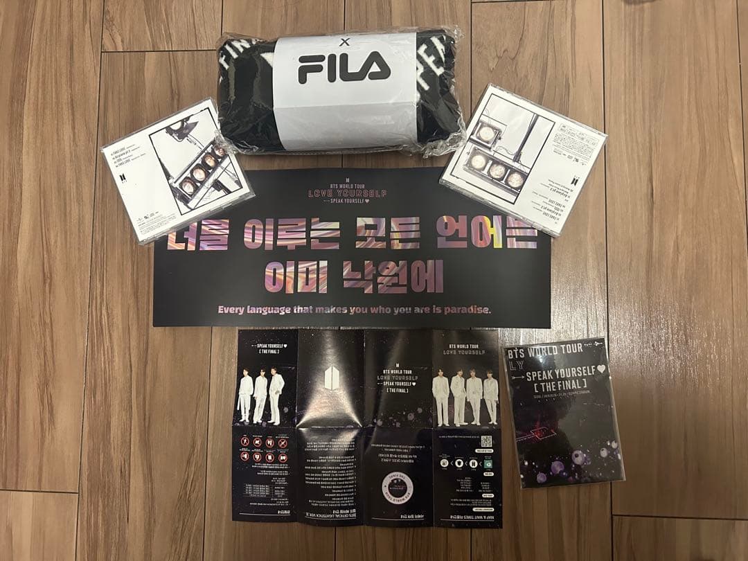 BTS WORLD TOUR グッズセット (FILA)
