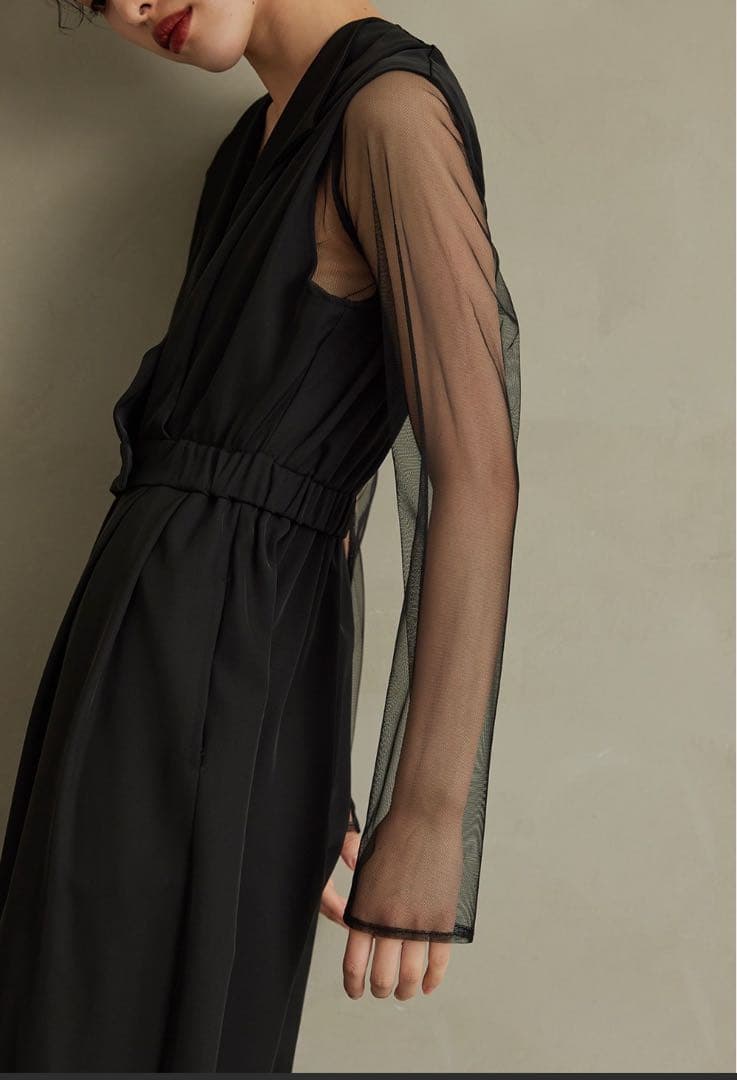 ♡niana スタンドアウトカラーオールインパンツ　ブラック　Sサイズ