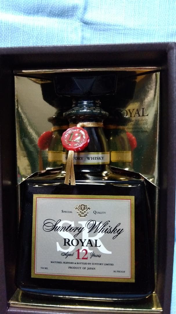 サントリーローヤル12年　ウイスキー