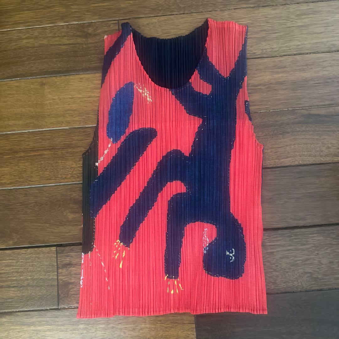 イッセイミヤケタンクトップ