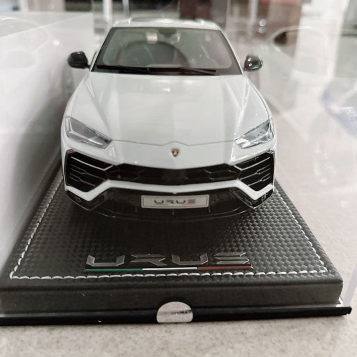 ランボルギーニ ウルス ミニカー MRコレクション