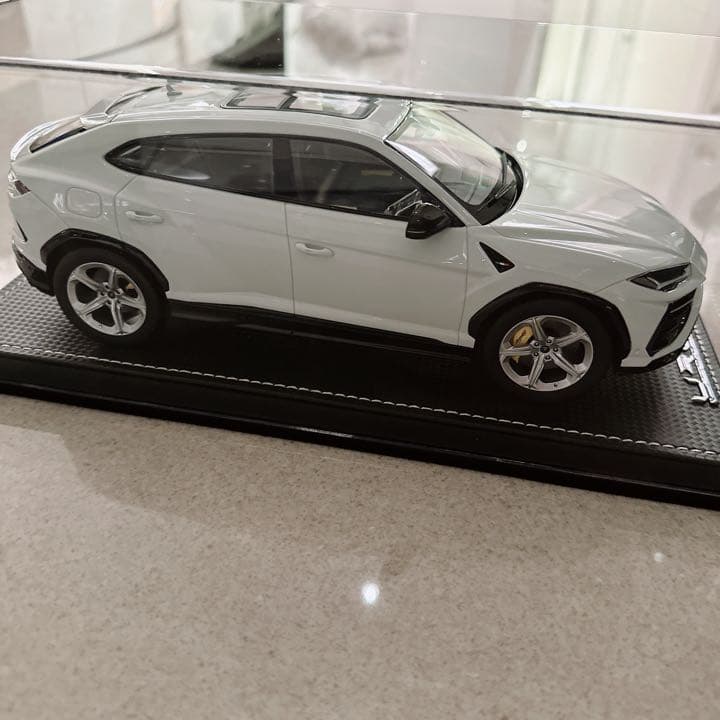 ランボルギーニ ウルス ミニカー MRコレクション