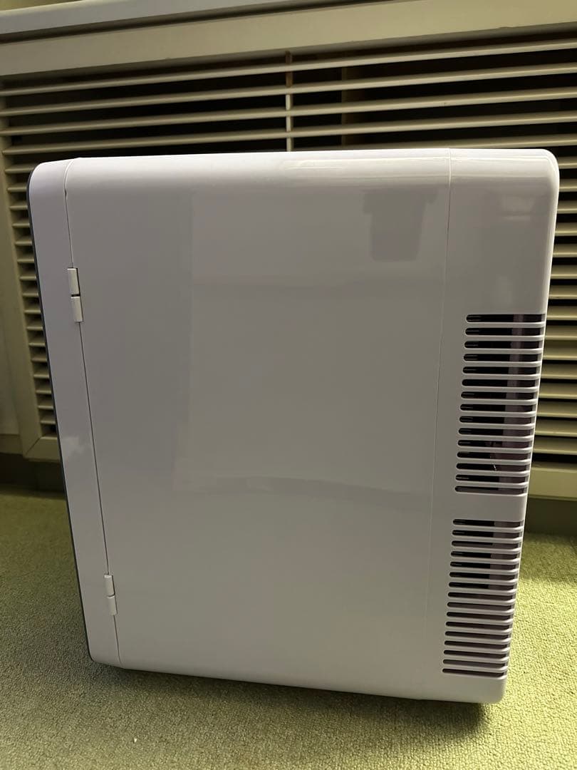 24Lダブルペルチェ冷温庫