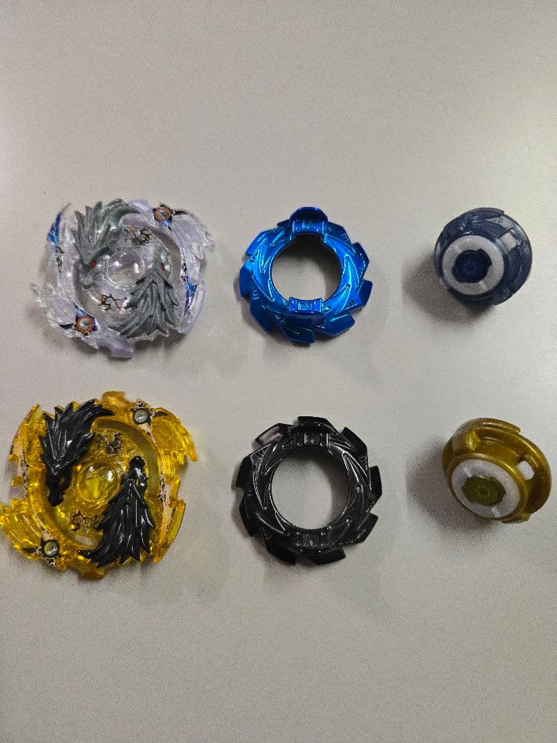 【超美品、新品未使用】 ベイブレードバースト ロス トロンギヌス 黒龍セット