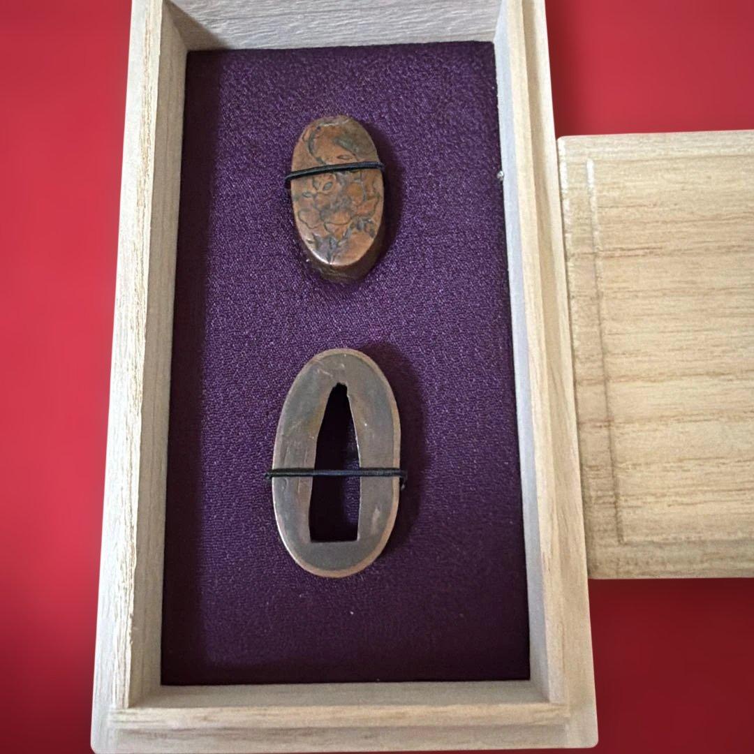 古美術　骨董品　縁頭　正阿弥　在銘　古赤銅地花彫