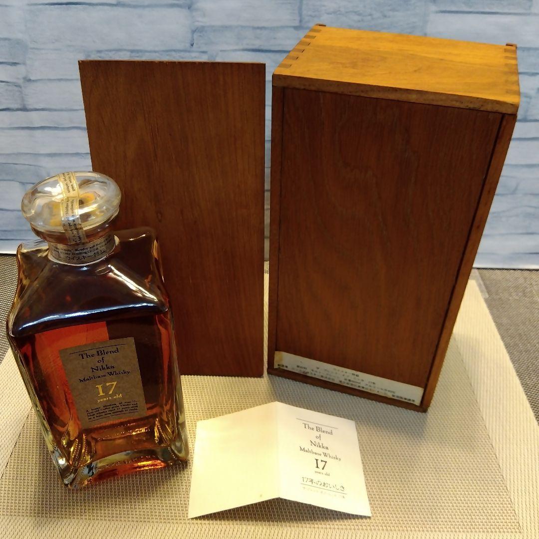★ 特級　ザ・ブレンドオブニッカ17年(金文字)　化粧木箱、小冊子付