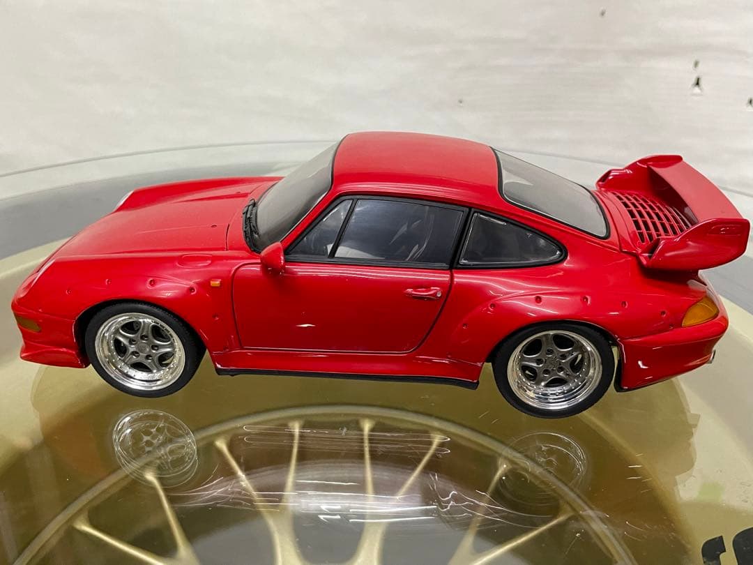 UTモデル　ポルシェ911GT
