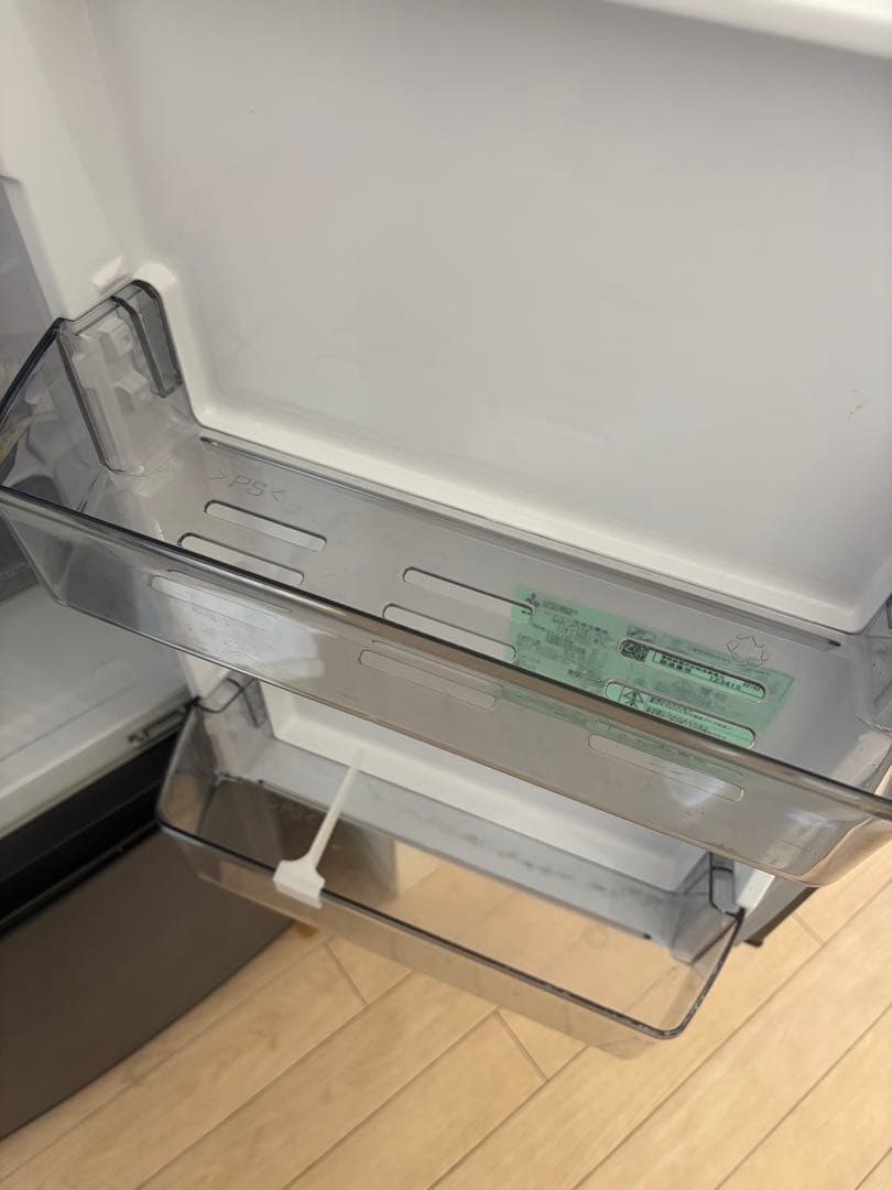 【一人暮らし用冷蔵庫】三菱電機 146リットル MR-P15F-H