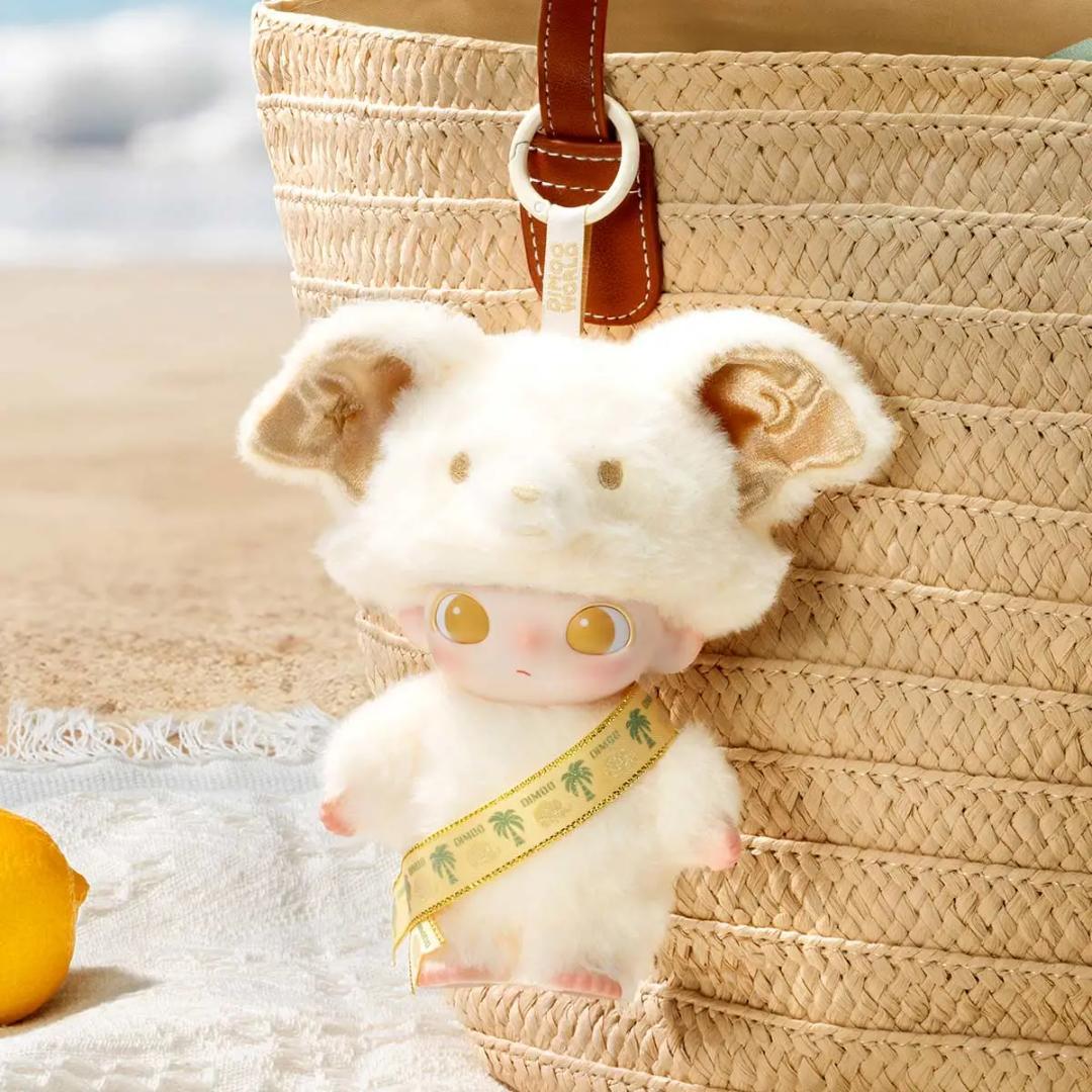 DIMOO ELEPHANT IN MOONLIGHTキーホルダー付きぬいぐるみ