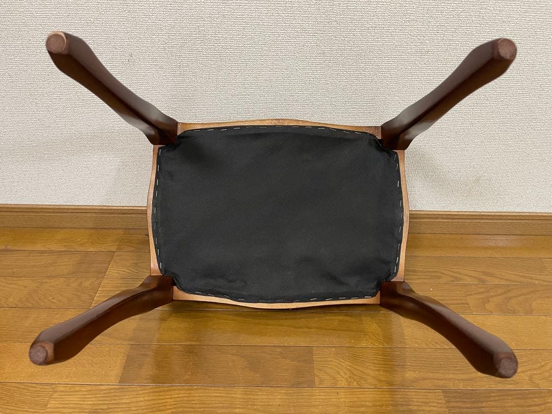 フラワー刺繍 ピンク コロロ調アンティークスツール