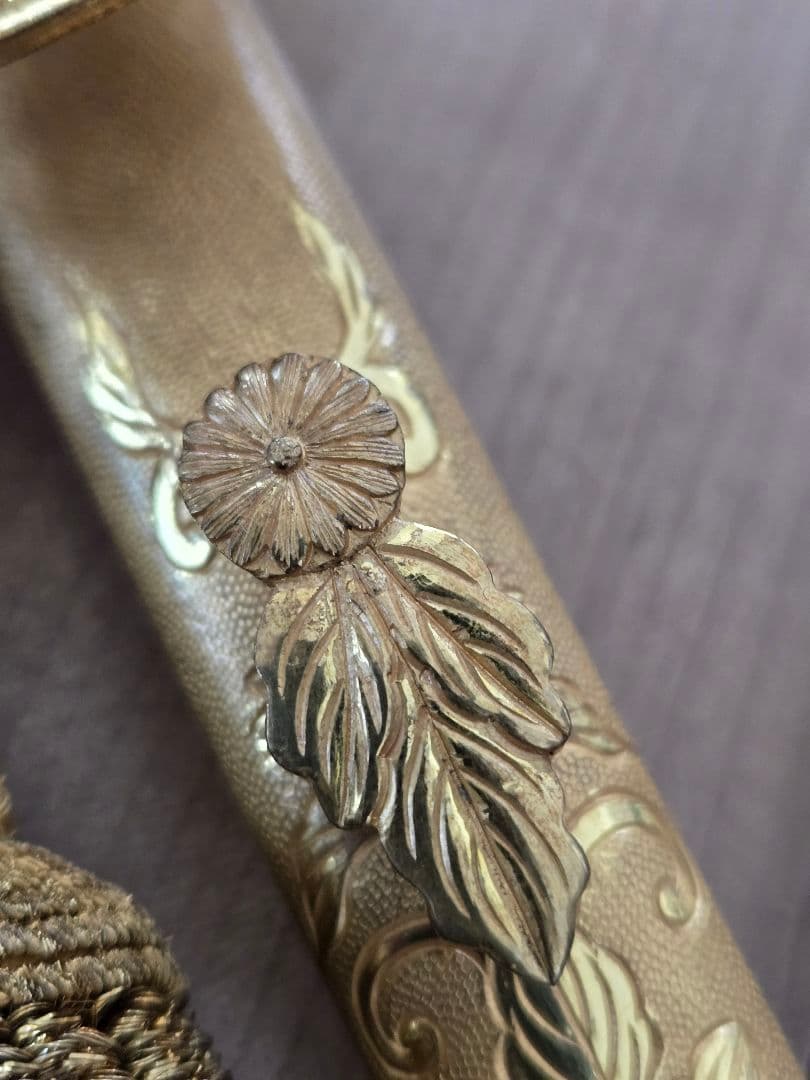 戦前　美品　菊ご紋入り儀礼長剣/刃無し模造刀身　刀緒付き