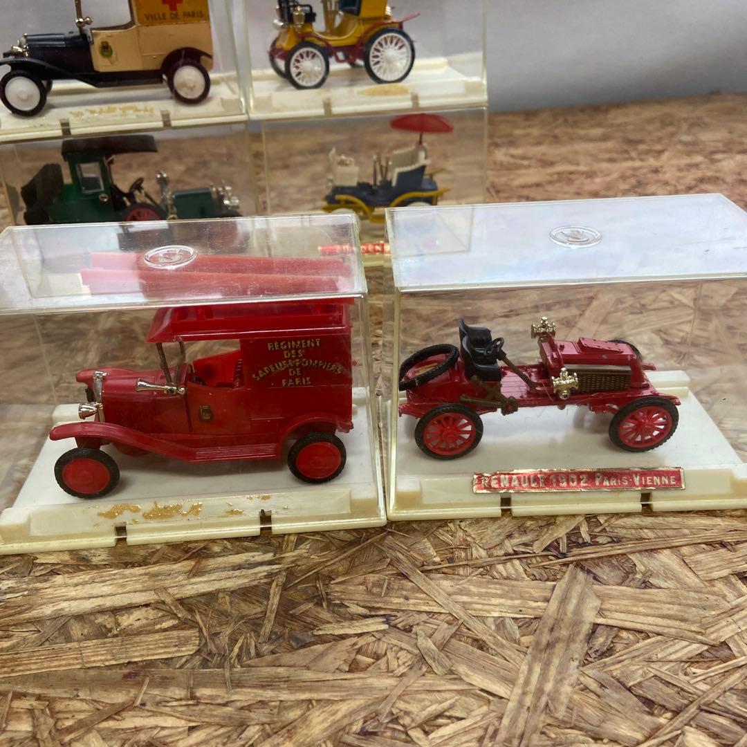 フランスサフィール製のミニカー　セット