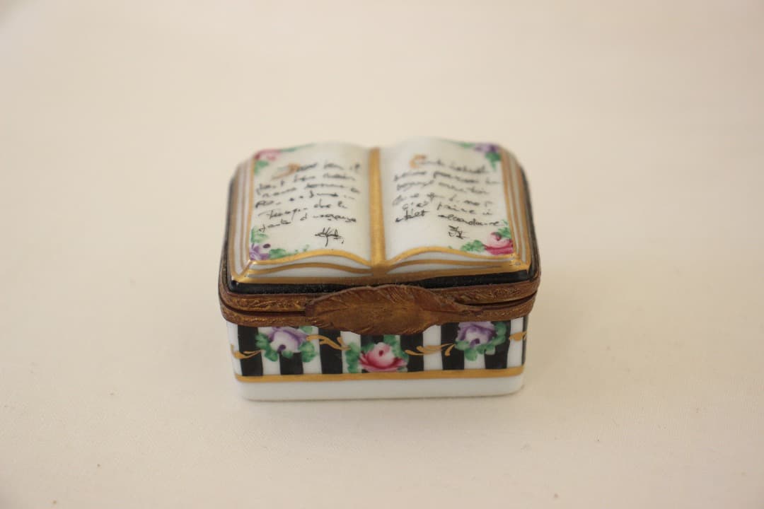 アンティーク　フランス　リモージュボックス　本　Book 羽