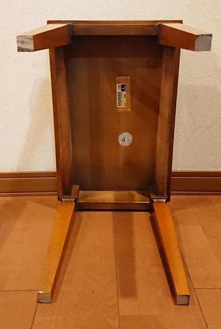 稀少 SELVA イタリア製 チェリー材 サイドテーブル アンティーク家具