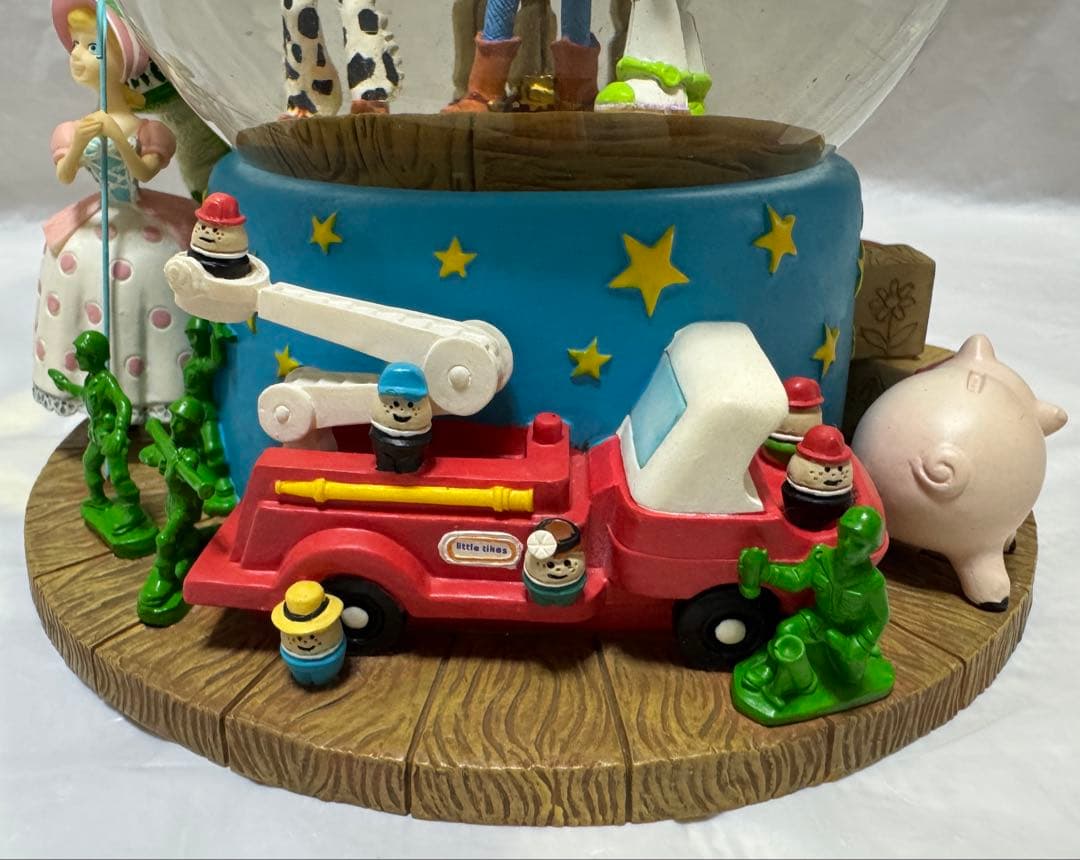 ディズニー トイストーリー オルゴール付きスノーグローブ
