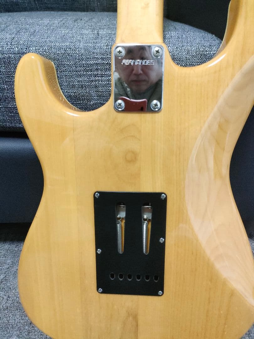日本製　FERNANDES LE-1JP GOTOペグ フレイムメイプル　綺麗