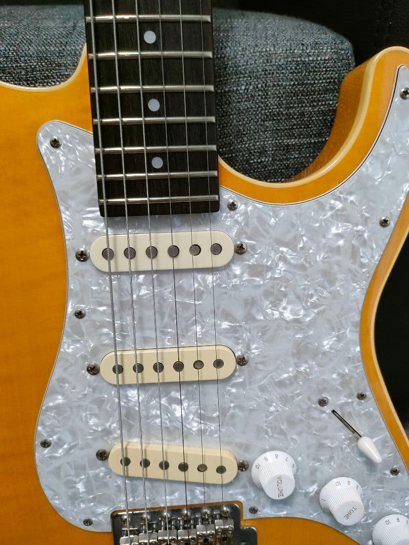 日本製　FERNANDES LE-1JP GOTOペグ フレイムメイプル　綺麗