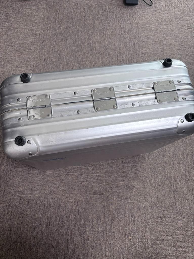 RIMOWA トパーズ　アルミキャリーケース シルバー