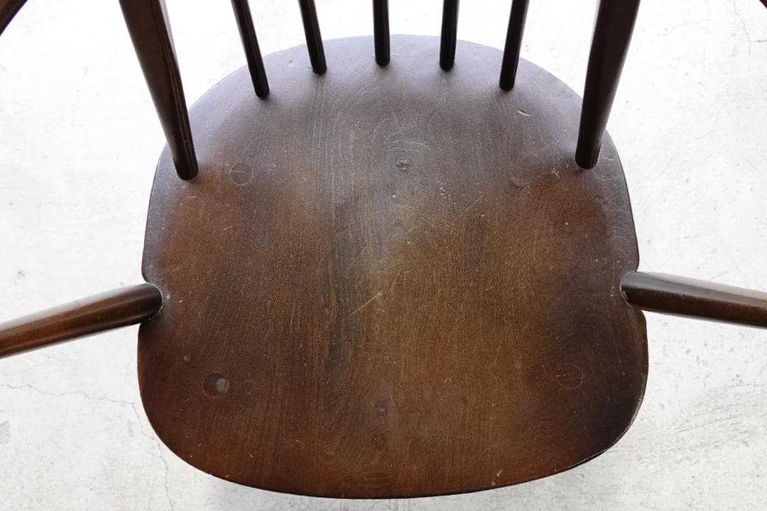 ERCOL / アーコール｜クエーカーアームチェア｜エルム材 1960年代