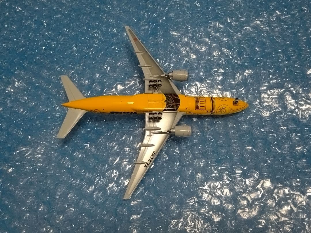 ANA全日空 スター・ウォーズ ボーイング777-200ER 1/400