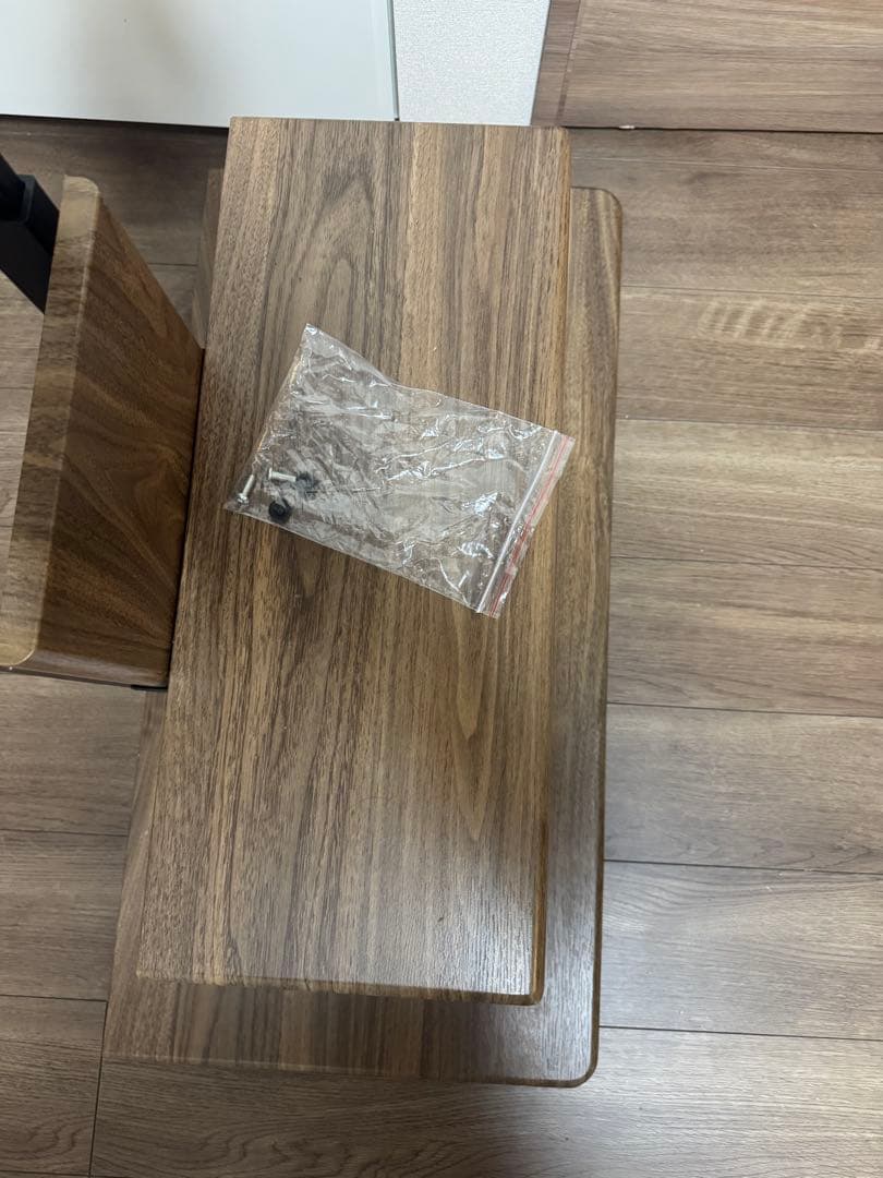 テレビスタンド、キャスター付き、組み立て済み