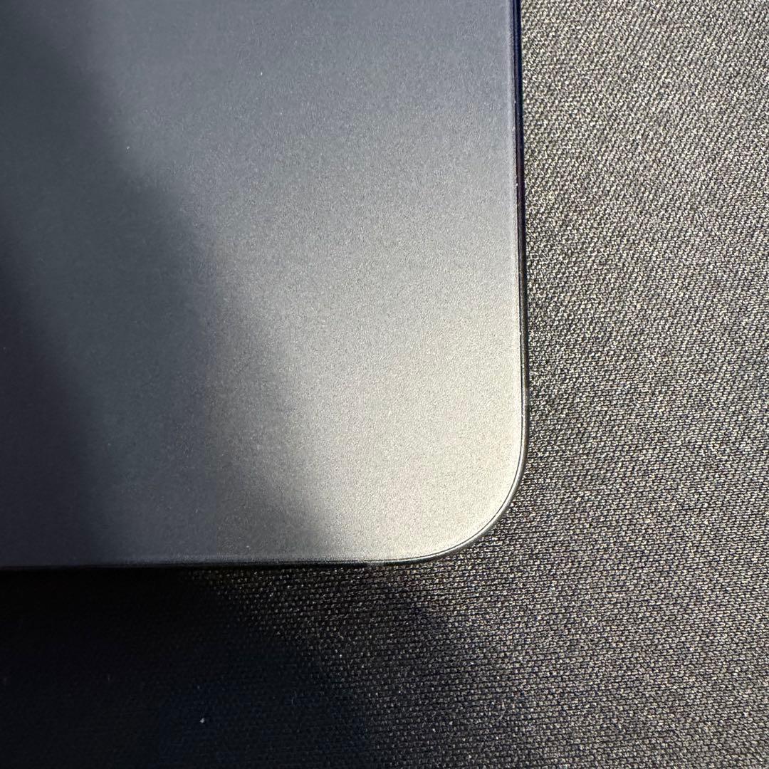 SIMフリー iPhone15 Black ブラック 128GB おまけ付