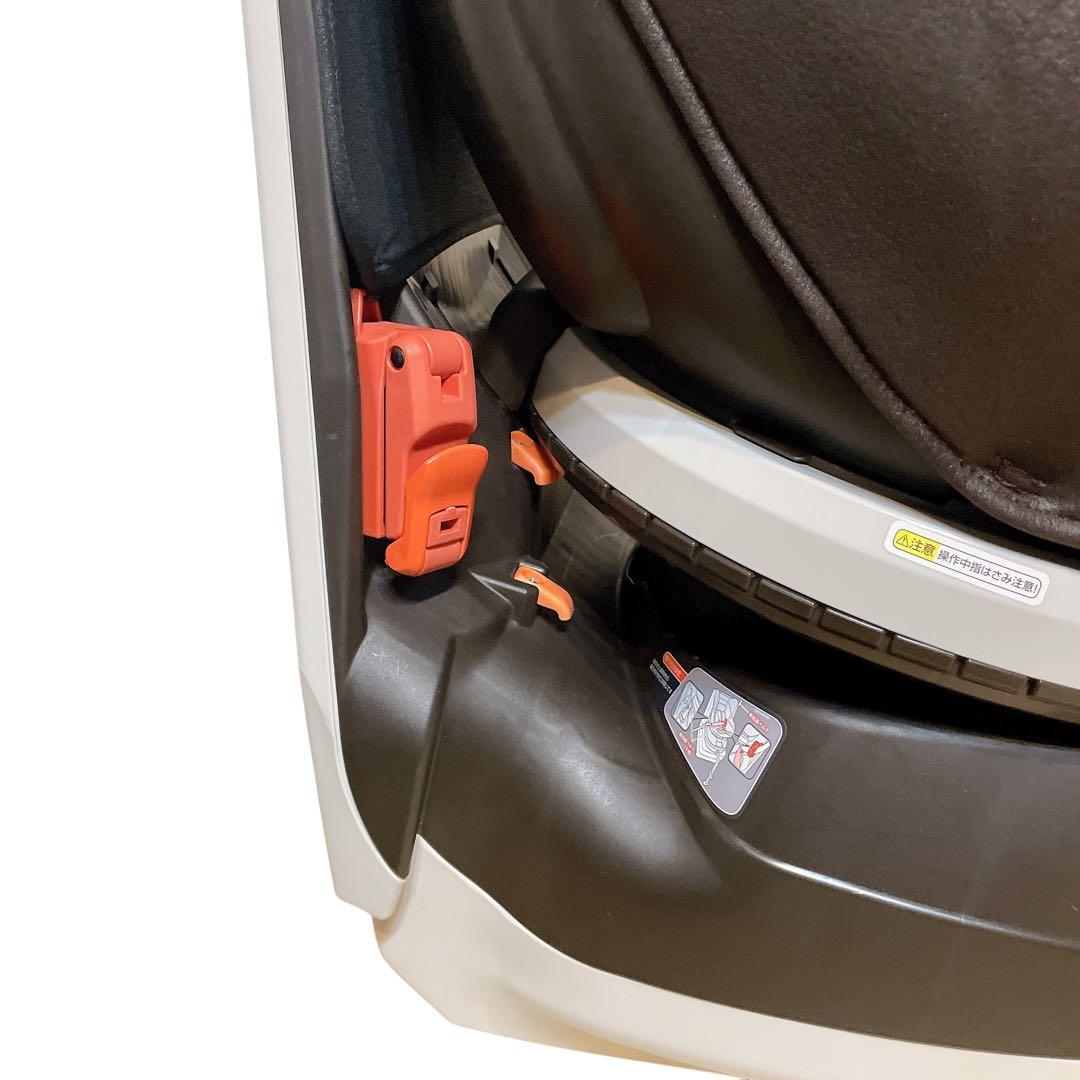 コンビ　ネルーム　lite EF ダークブラウン　combi チャイルドシート