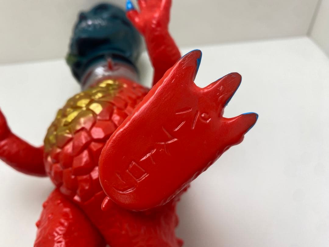 【ソフビ】ZOLLMEN 最終話再生怪獣　【バーストロン】