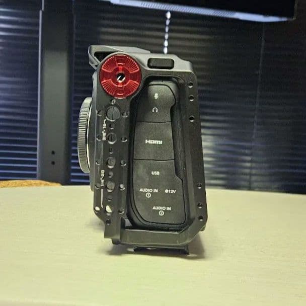 Blackmagic Cinema Camera 6K FF 本体+ケージ