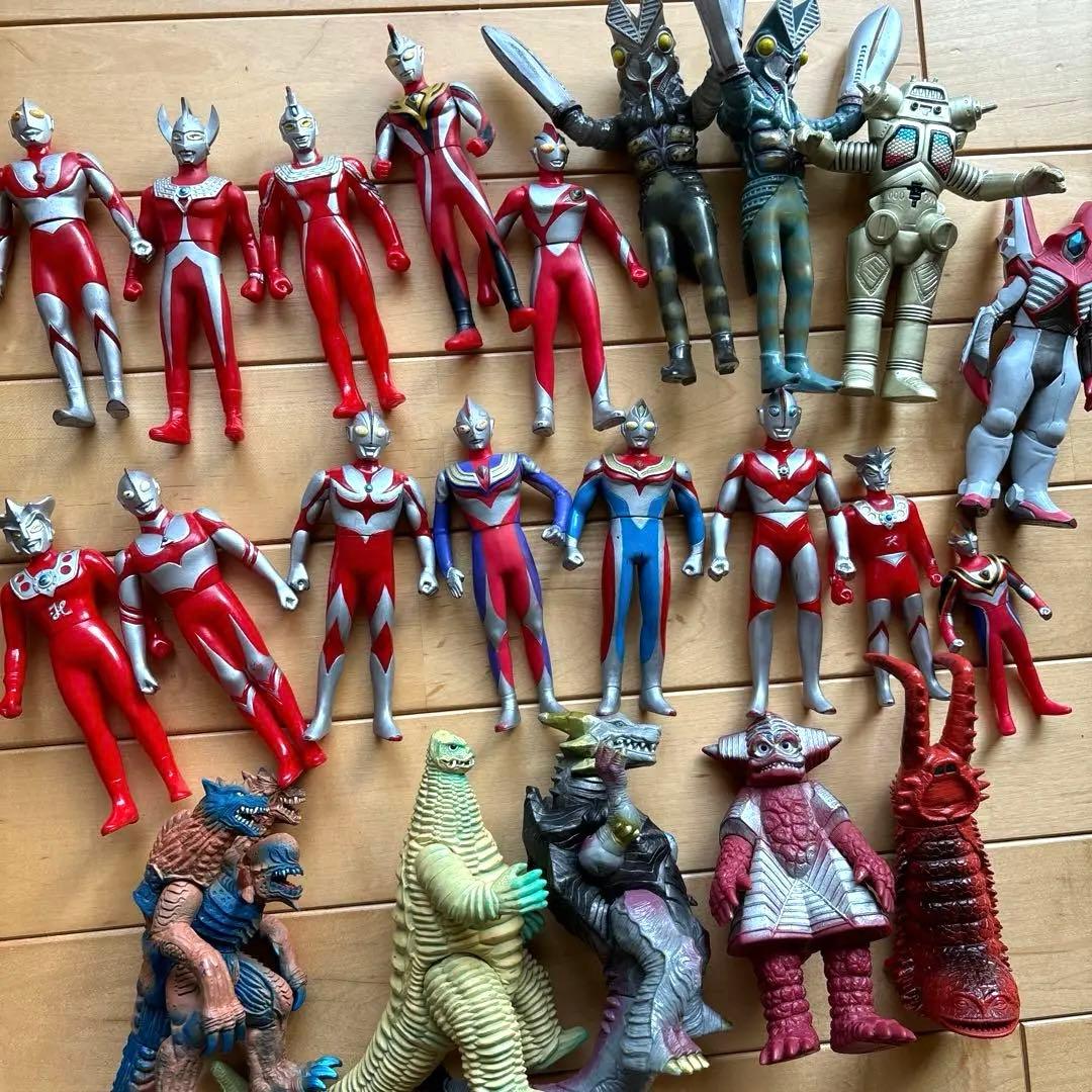【まとめ売り・値下げ】ウルトラマン　ウルトラマン怪獣　ソフビ　22体 美品