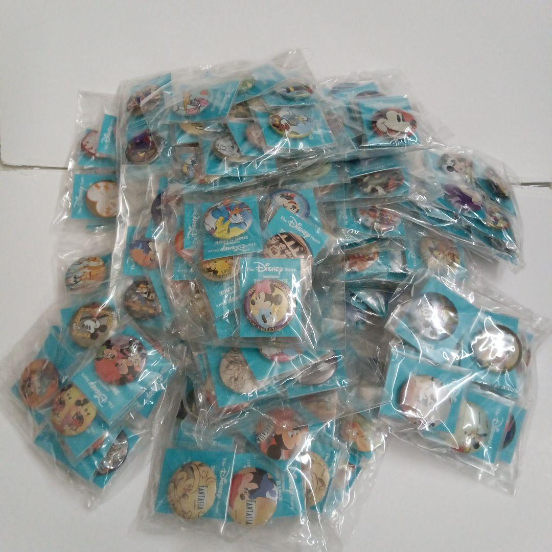 ディズニーストア　2000　カウントダウン　缶バッジ　缶バッジ用台紙