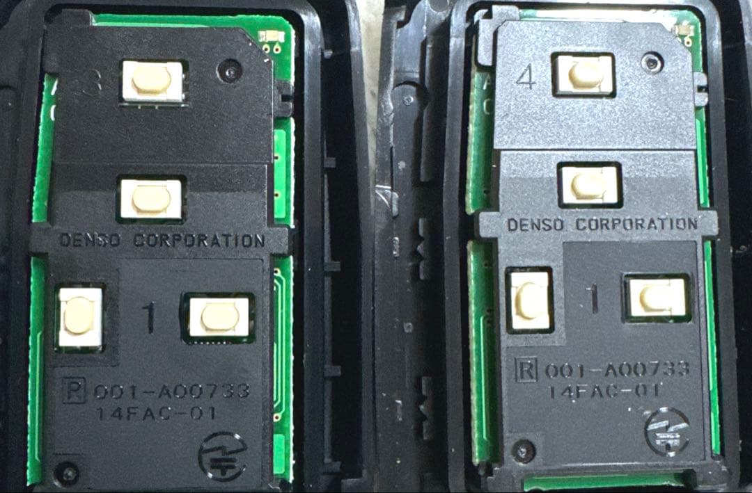 トヨタ ヴォクシー/ノア/エスクァイア スマートキー 両側パワスラ　新品？？