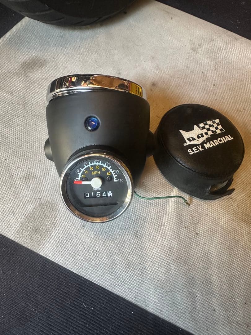 ごろんマーシャルヘッドライトカバーと４Ｌヘッドライト　モンキーダックス