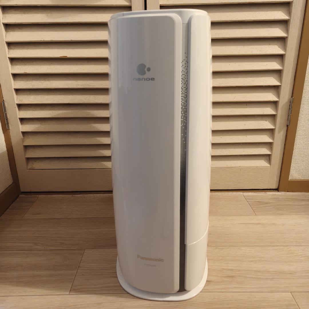 未使用に近い Panasonic 衣類乾燥除湿機 F-YZVX60-H 23年製