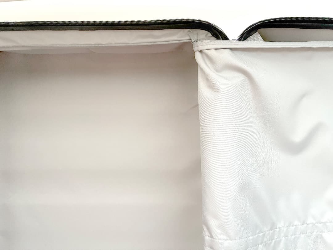 無印良品　バーを自由に調節できる　ハードキャリーケース（１０５Ｌ） 銀座限定 赤