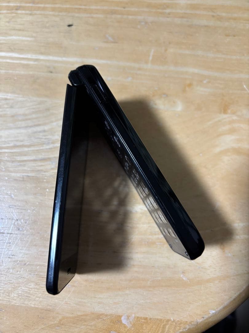 携帯電話機種本体