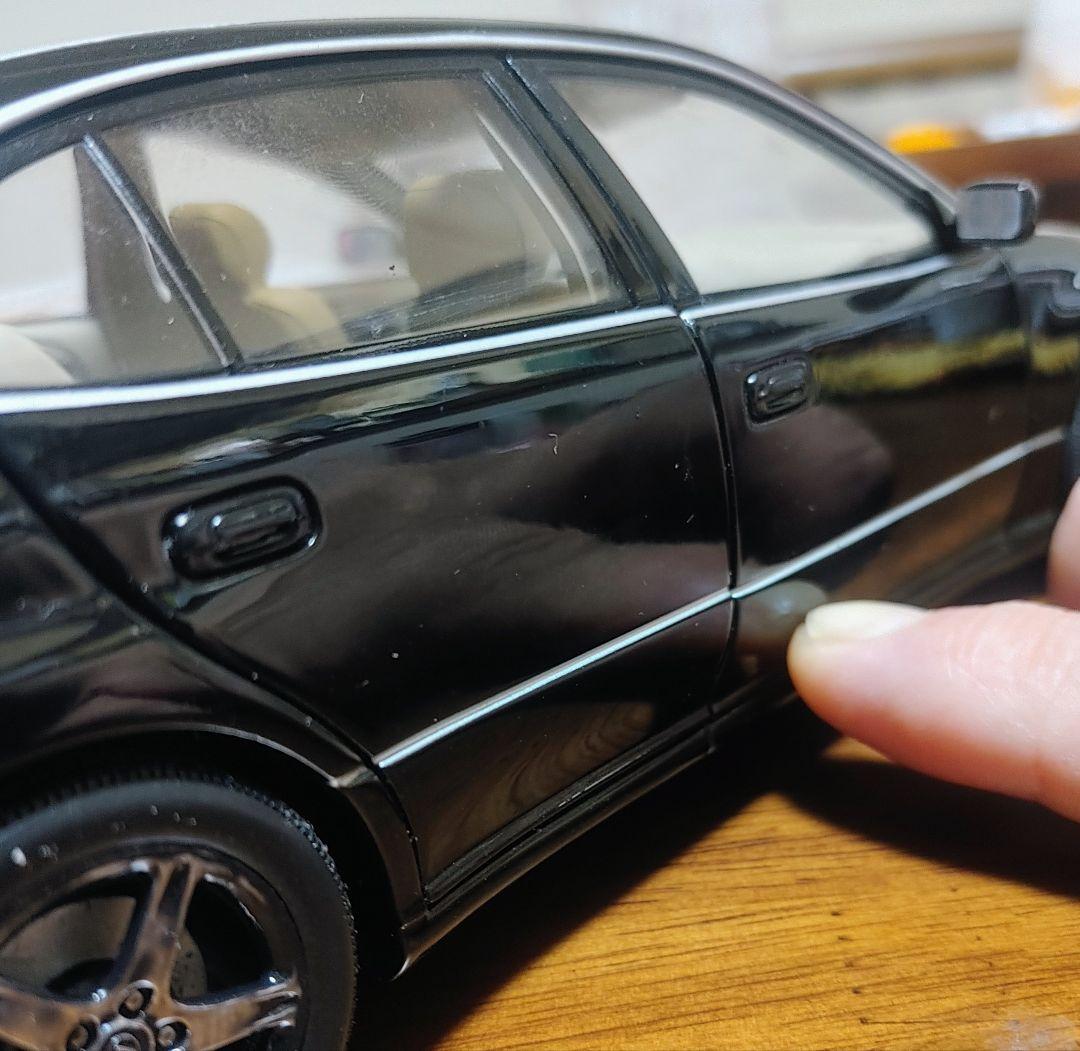 AUTOart 1/18 レクサスGS400 ミニカー。