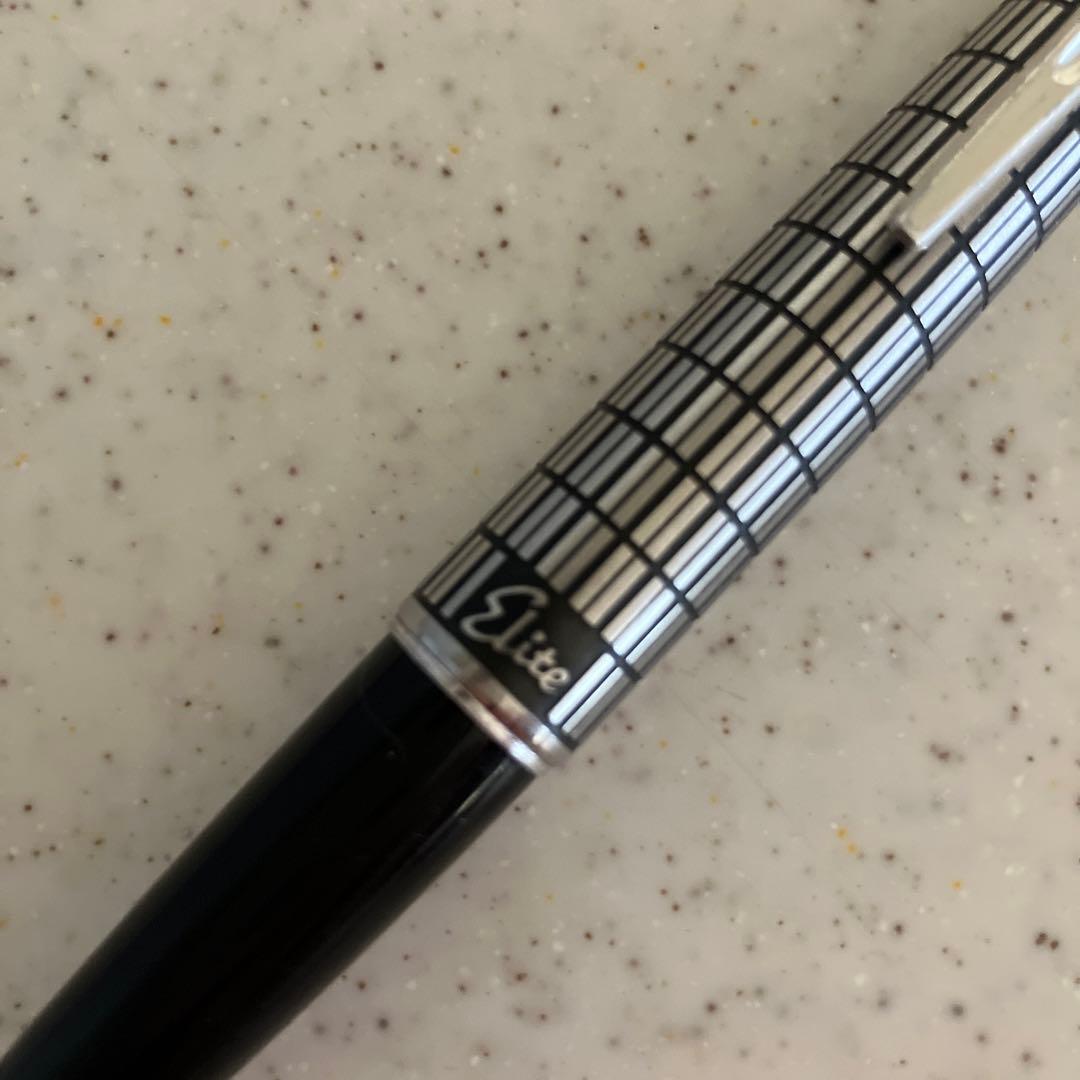 パイロット　エリート　万年筆　蝕刻　18K-750 PILOT F