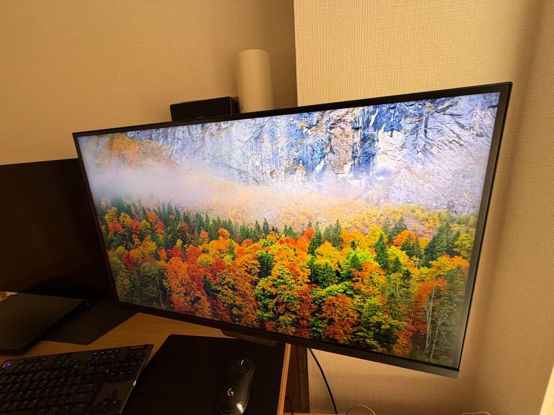 モニター台 MSI MAG 274UPDF E16M 4K 160Hz MiniLED