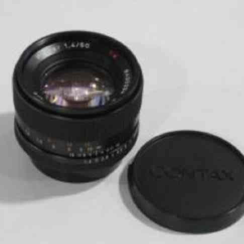 京セラ Carl Zeiss Planar T* 50mm F1.4 (MM)