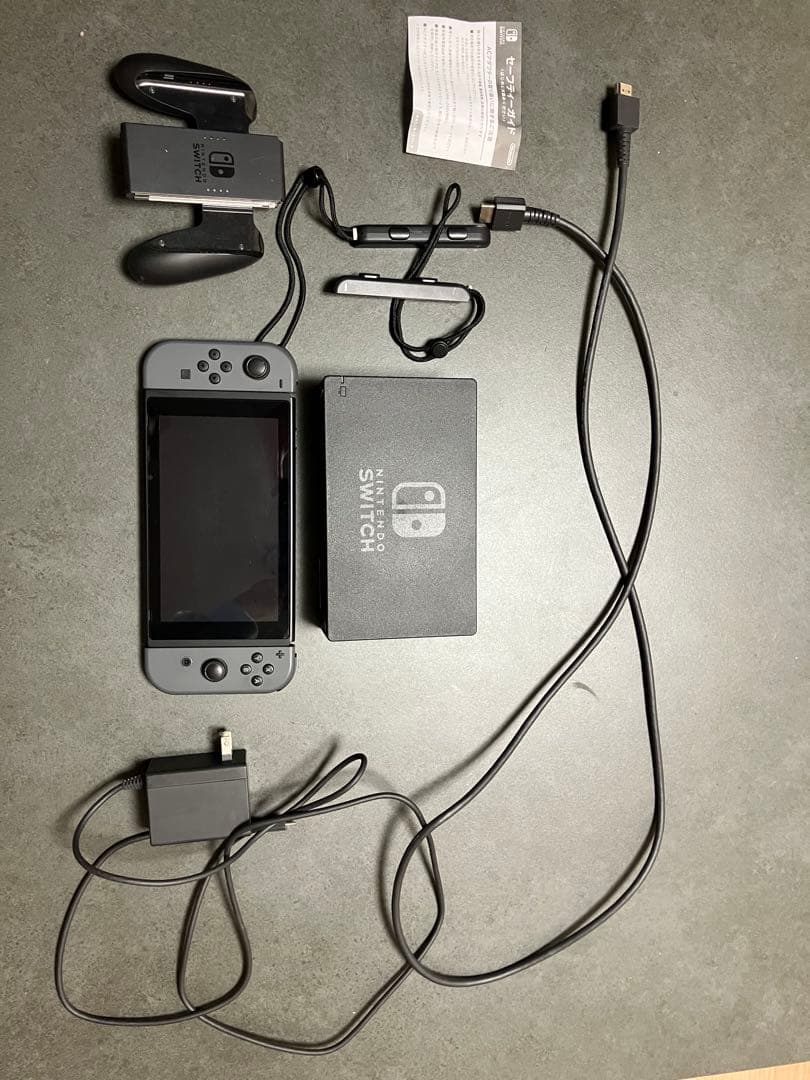 【匿名配送】任天堂　Switch 本体