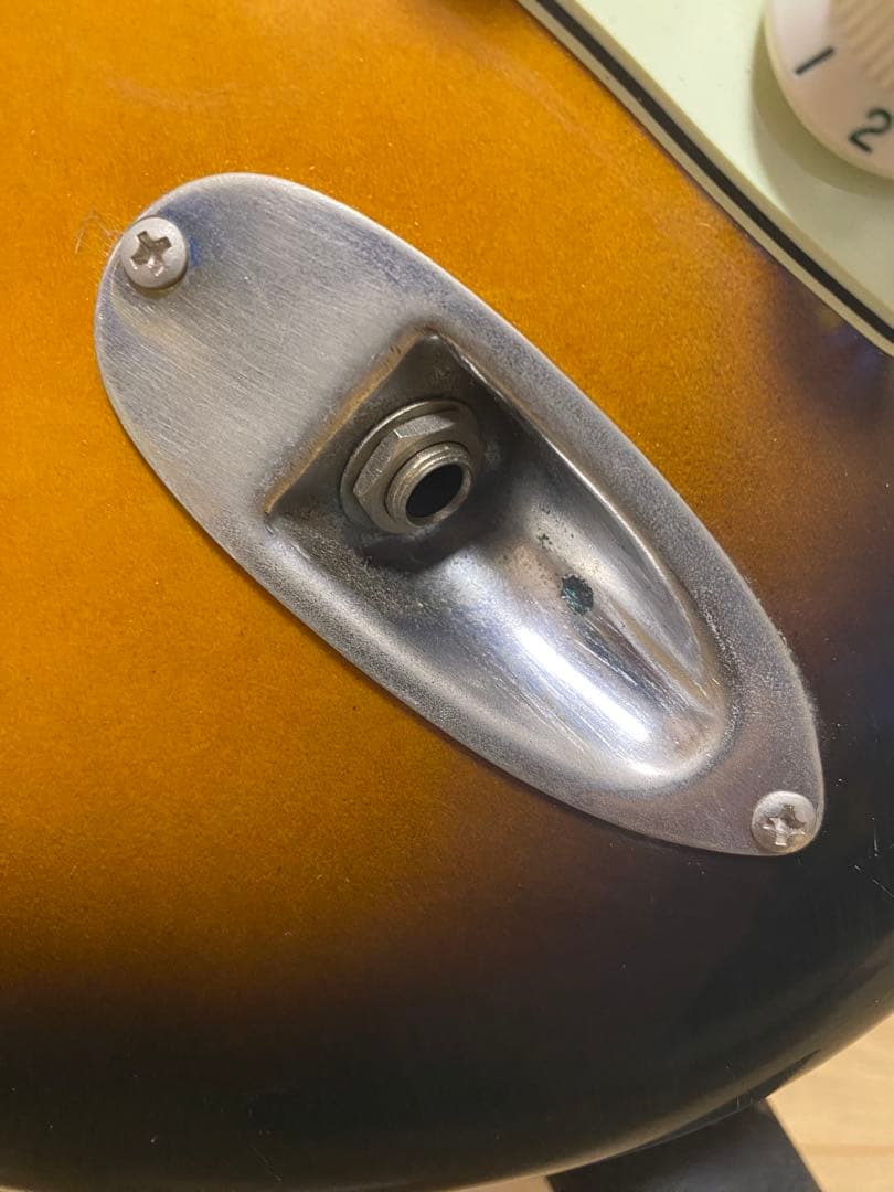 値下げ依頼fender Japan ビンテージ ストラトキャスターアナグマMOD