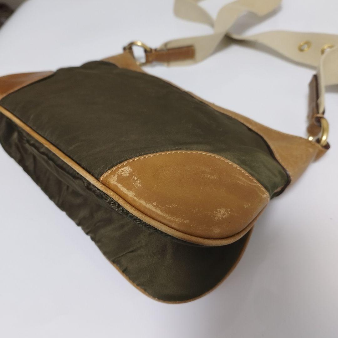 プラダ　アーカイブ　ナイロン　レザー　ショルダーバッグ　tessuto lux