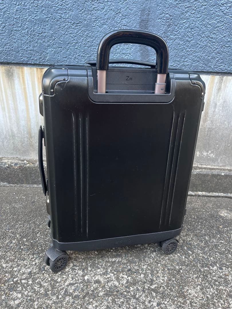 【訳あり】ゼロハリバートンスーツケース