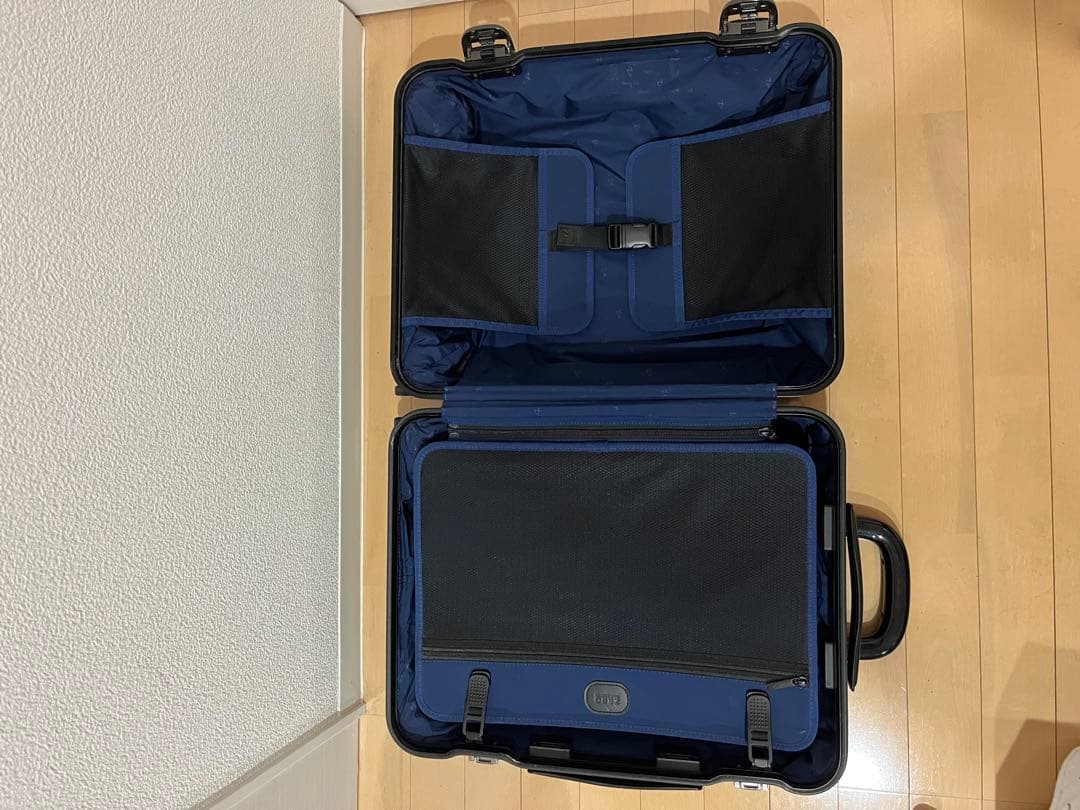 【訳あり】ゼロハリバートンスーツケース