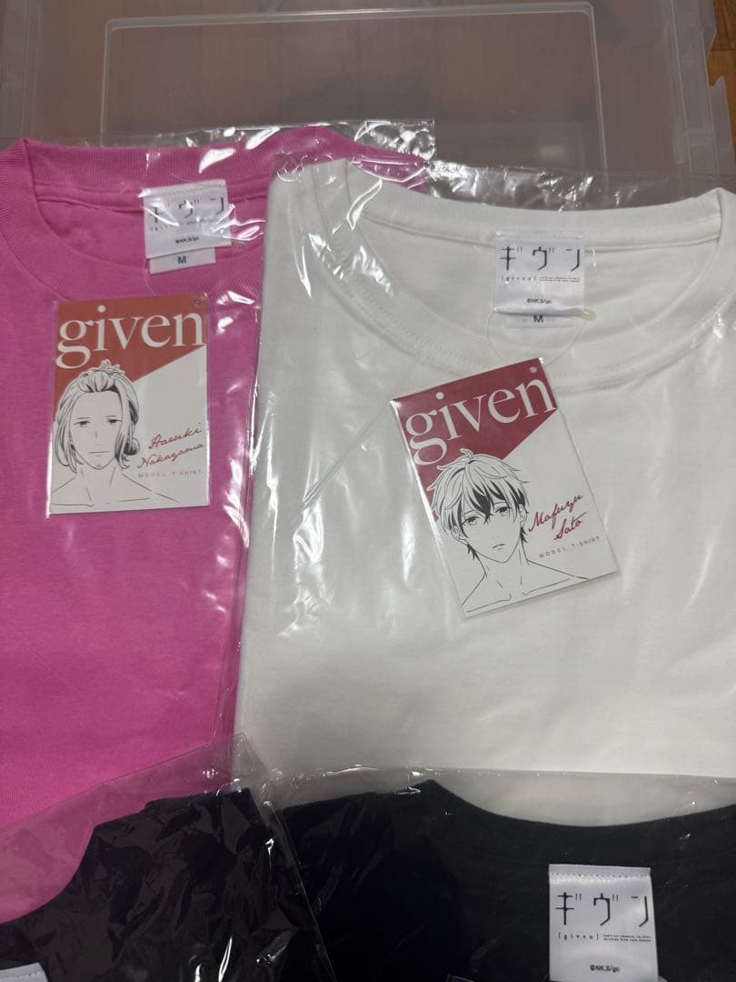 ノイタミナアパレル　givenTシャツ　4点セット