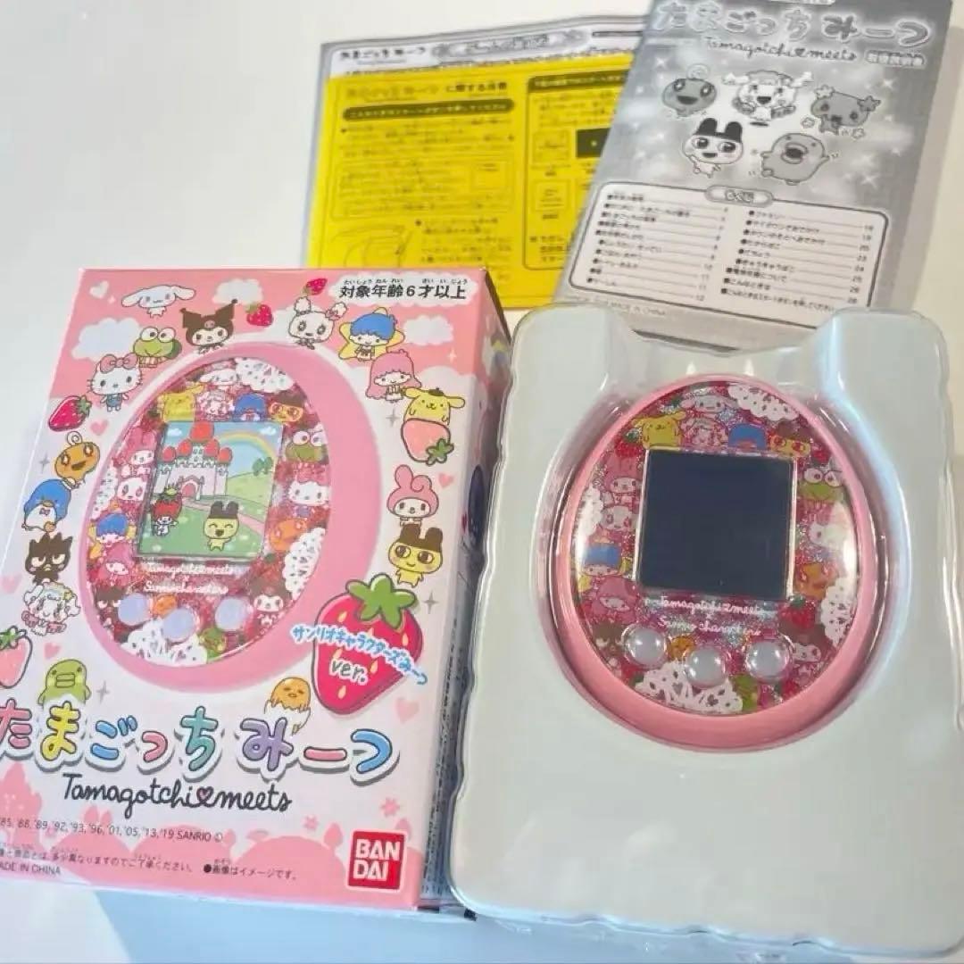 たまごっちみーつ　サンリオ ピンク