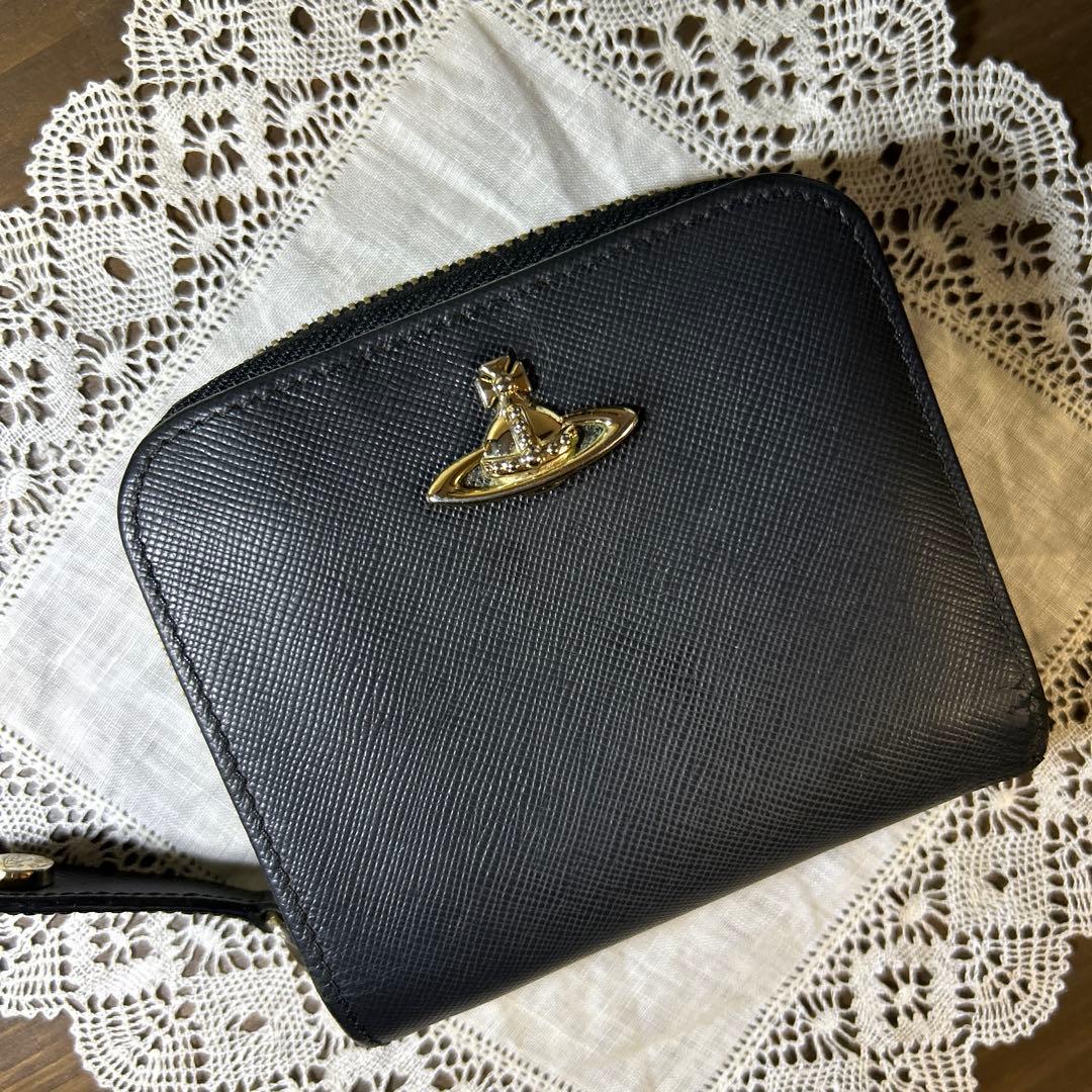 ヴィヴィアンウエストウッド オーブ 二つ折り ラウンドファスナー 財布 ブラック